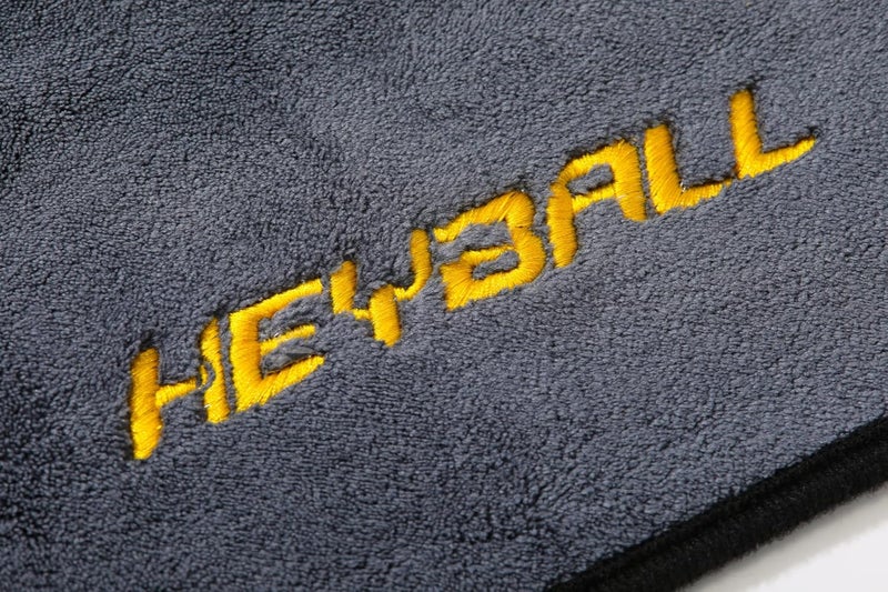 HEYBALL Premium Billiard Cue Cleaning Towels 2‑Pack, 16 x 12 in 800 GSM Microfiber Cloth – Ultra‑Thick Lint‑Free Wipe for Pool Cue, Balls & Table – Hanging Loop - Image 4